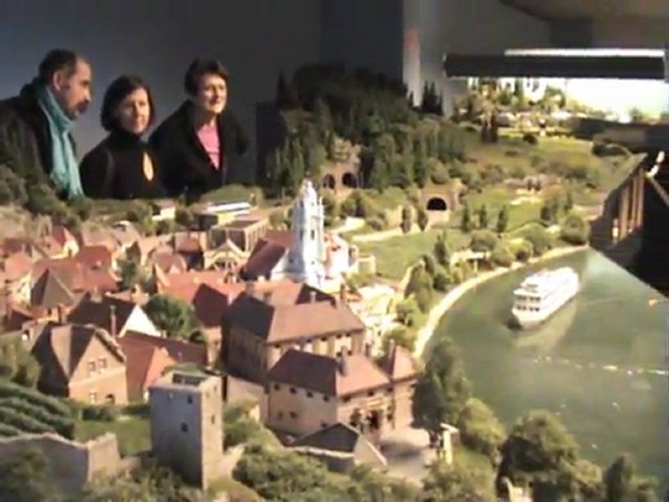 2011-train-Furth