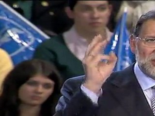 Rajoy se ofrece para liderar una España que "no reciba órdenes" de Europa