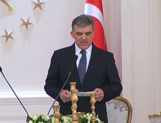 Macaristan Cumhurbaşkanı onuruna verilen resmî akşam yemeği
