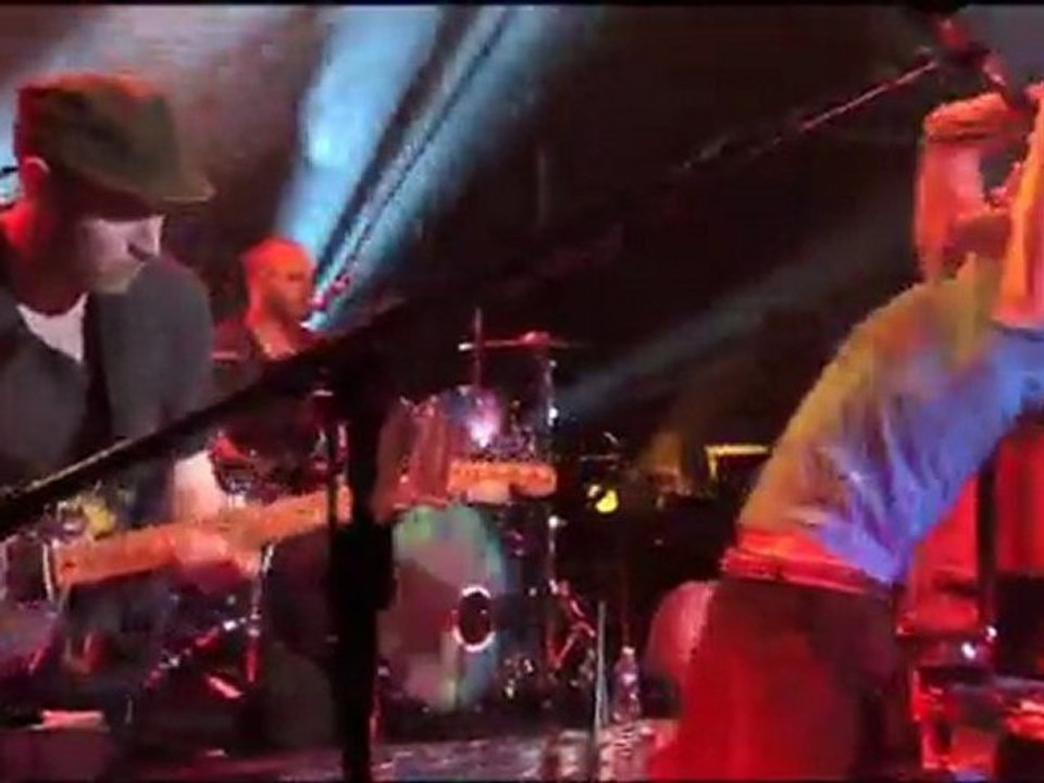 Coldplay Fix You 31.10.11 La Cigale