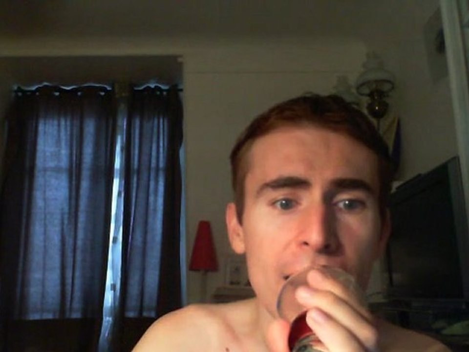 Wiwi égratigne "j'accuse ces mots"