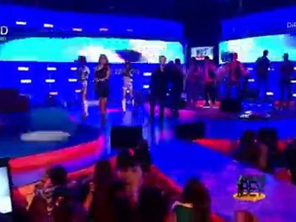 Alişan & Demet Akalın  - Melekler İmza Topluyor (Club Remix) 2011