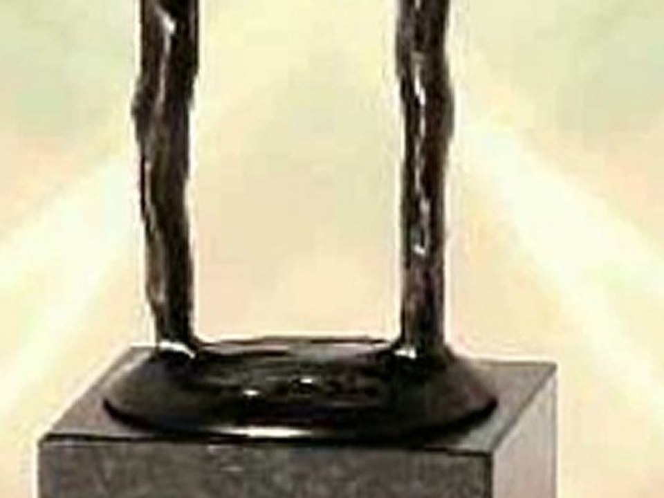Geschenke Jubiläum Firma Bronzeskulptur Der Händedruck exklusiv bei InPrompt
