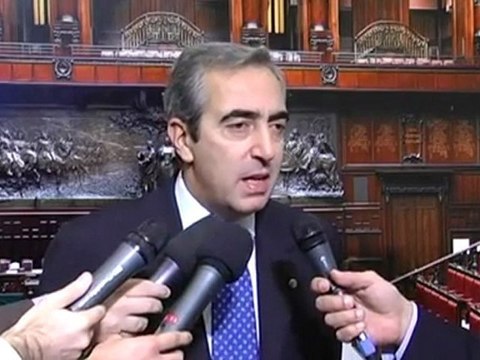 Gasparri - Bisogna difendere gli interessi del paese (12.11.11)
