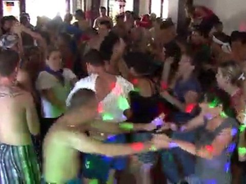 2011 - Bessan - Ane lundi Cafe Gare