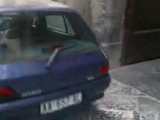 Aversa - Via Cesare Golia, vandali distruggono specchio parabolico