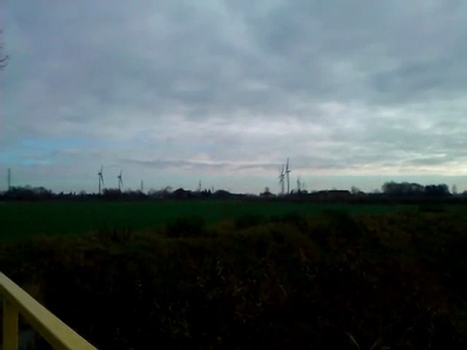 Plantacja wiatrowa we wsi Wiślina (południe Gdańska)