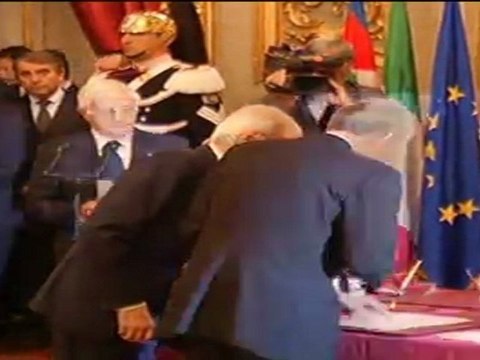 Monti y su gobierno juran sus cargos ante Napolitano