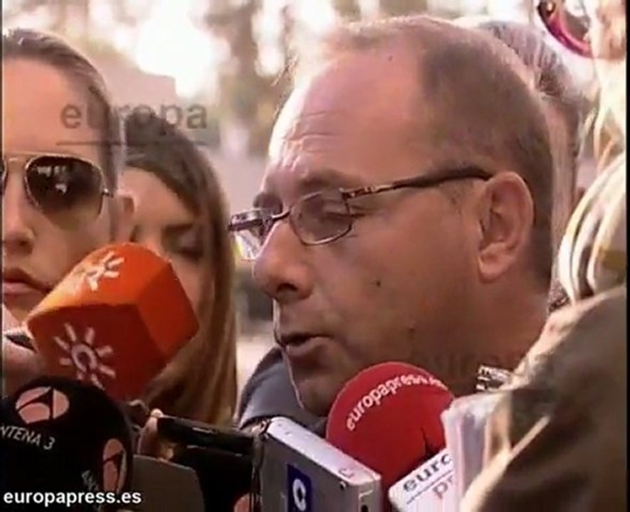 Del Castillo dice que madre de Cuco cubre a su marido