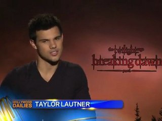 Robert Pattinson Compares Breaking Dawn's Sex Scene to Planking