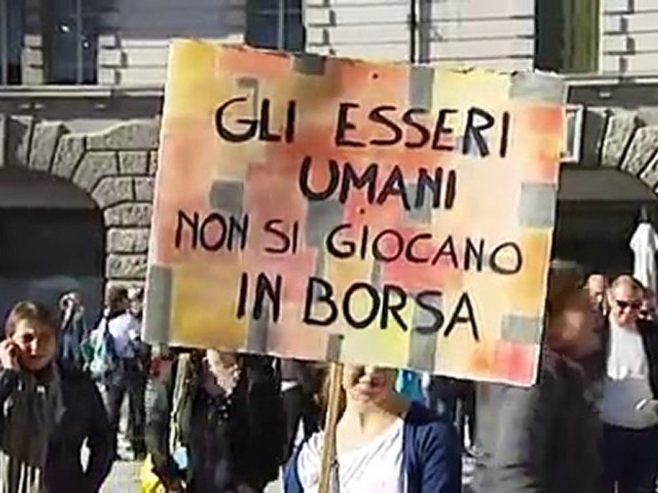 INDIGNADOS IN PIAZZA