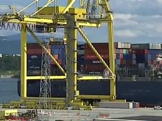 LA REGIOEN CONFERMA L'IMPEGNO PER IL PORTO