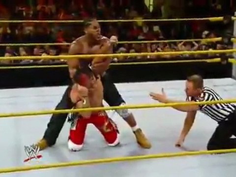 WWE NXT - 11/16/11 Part 2/3 (HQ)