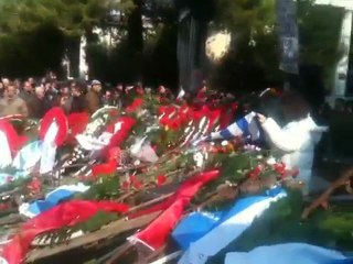 Καταθέσεις στεφανιών στο Πολυτεχνείο