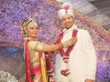 Sexy Rakhi Sawant Gets Nasty With Veena Malik! - Hot News