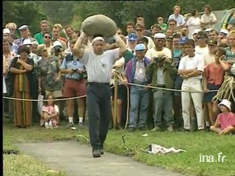 Dailymotion - Le lanceur de pierres suisses - une vidéo Actu et Politique