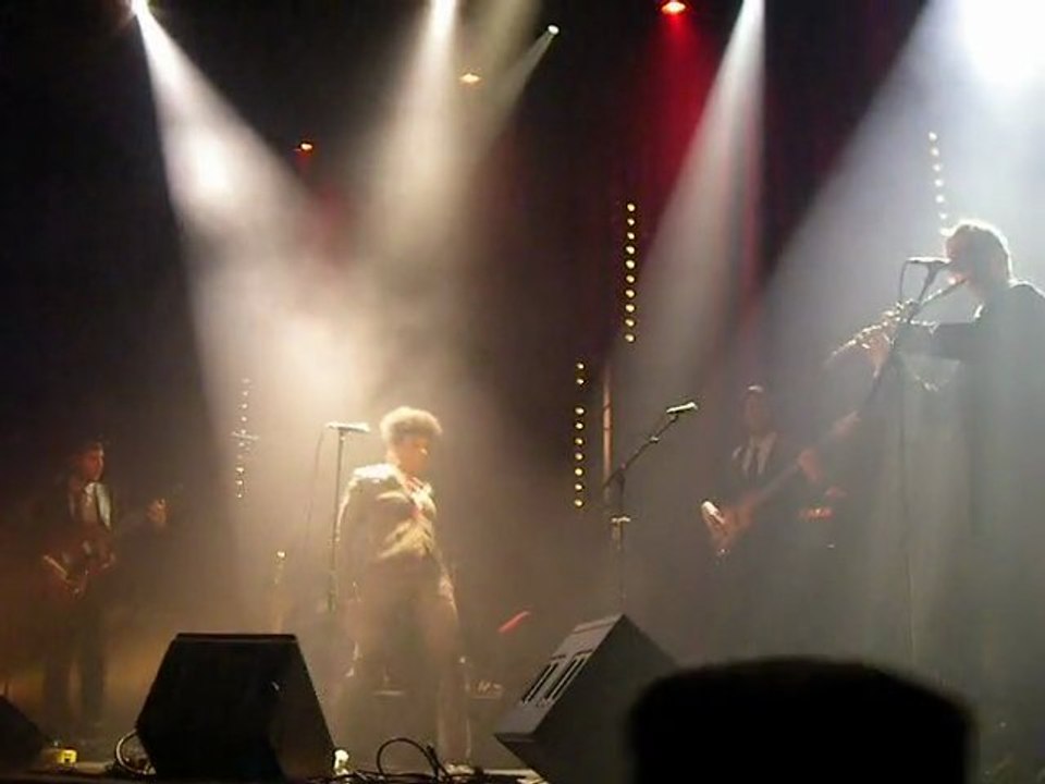 Sandra Nkake, ouverture des Nuits Capitales 2011 au 104