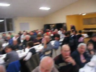 Chant pendant le diner de St Hubert  à Héréchou (Gers)