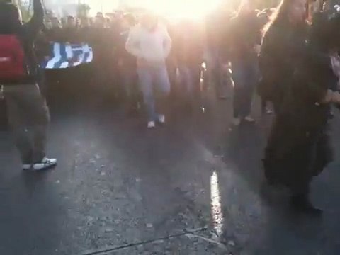 Στην Αμερικανική Πρεσβεία η Σημαία του Πολυτεχνείου