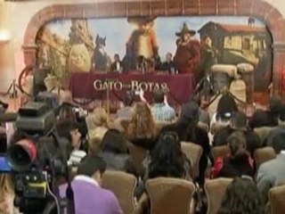 Puss in Boots purrs his way to Mexico