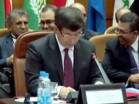 Arab League meets after Syria's suspension