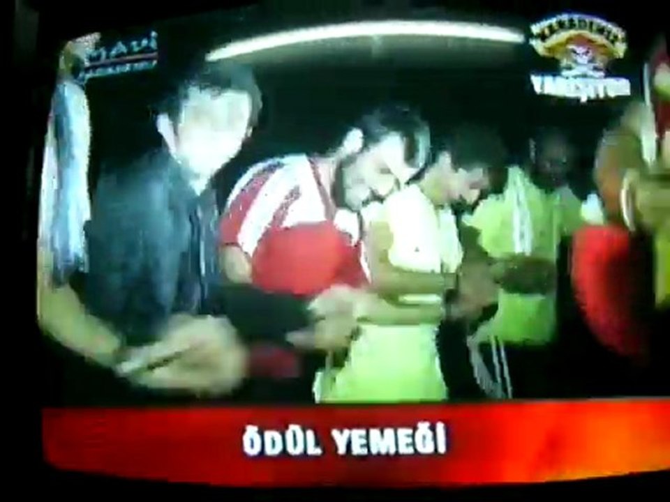 GRUP ÇONA - Yavuz Günay  Eşliğinde Horon Şow ( Karadeniz Yarişiyor Çamlihemşinde ( Mavi Karadeniz tv )