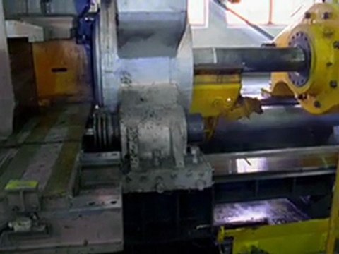 Must Watch - The Apple's new MacBook Pro. Huge UNIBODY