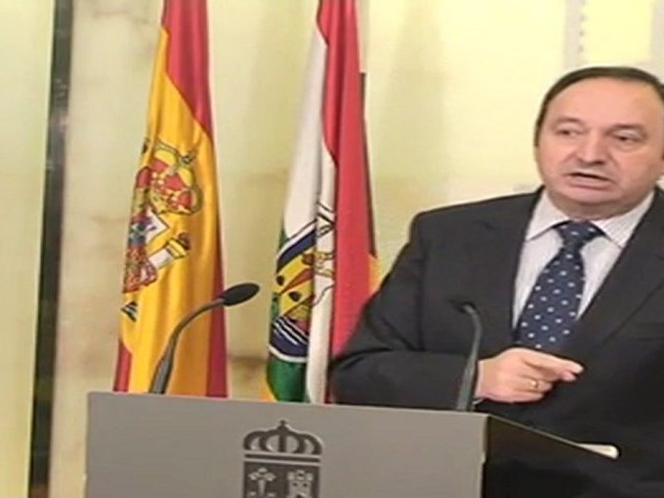 Sanz: "Quien quiera la sanidad en La Rioja la tendrá que pedir y acordar"