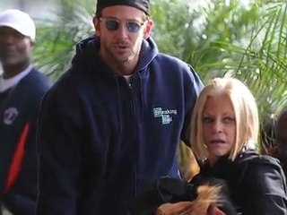 Bradley Cooper nommé l'Homme Vivant le Plus Sexy