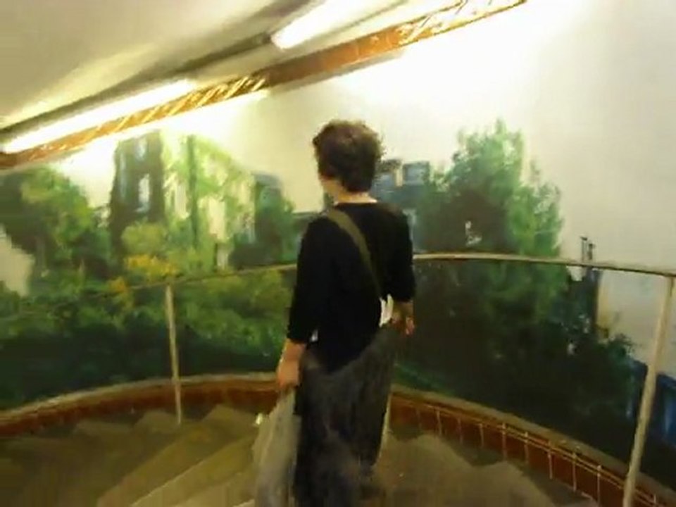 Agathe dans le métro