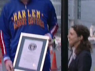 300 elfes pour le jour Guinness des records