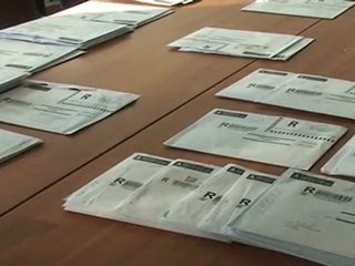 Los españoles residentes en Suiza acuden a las urnas