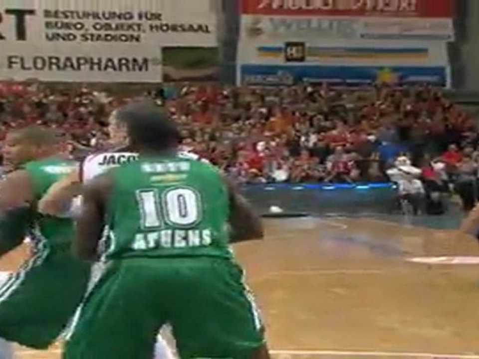 Play of the game: Slaughter, Brose Baskets