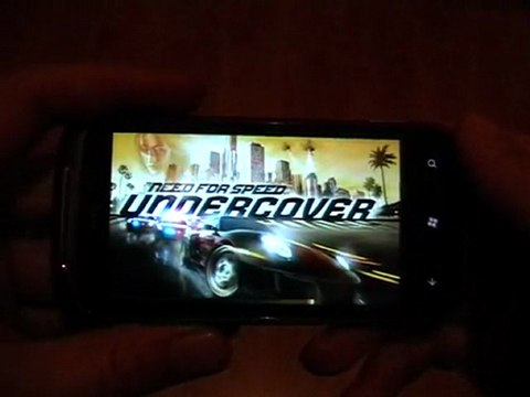 tester HTC 7 Mozart Windows Phone/adeli - przycisk