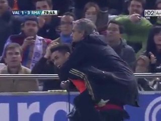 La très démonstrative joie de Mourinho
