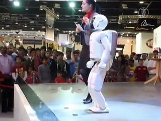 Honda Robot “Asimo” Rocks at Dubai Motor Show