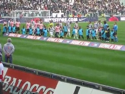 JUVENTUS - Palermo - Inno e entrata formazioni