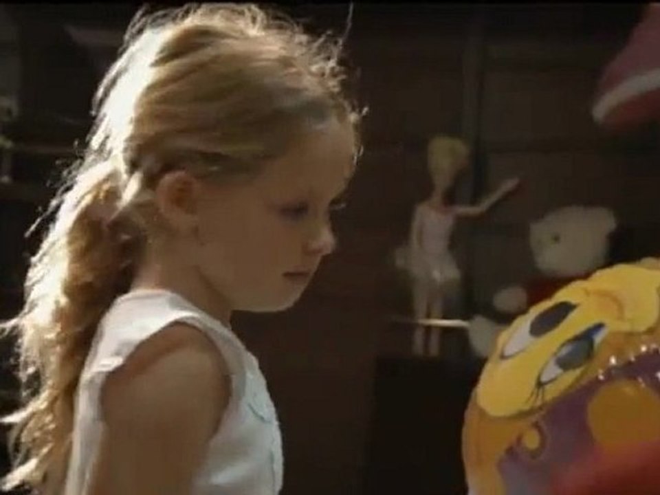 patricia arbués escenas 1x02 el barco