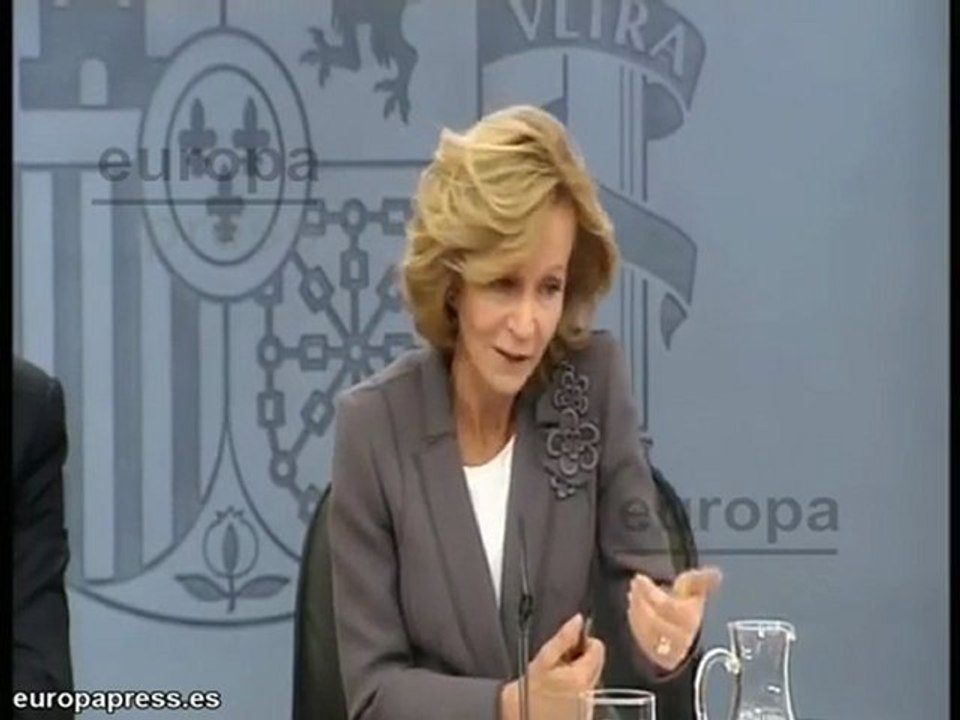 Elena Salgado niega que vaya a haber un rescate