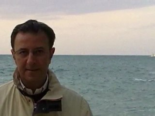 Targa commemorativa in ricordo del dott. Antonio Caldarone presso l'ospedale di Andria