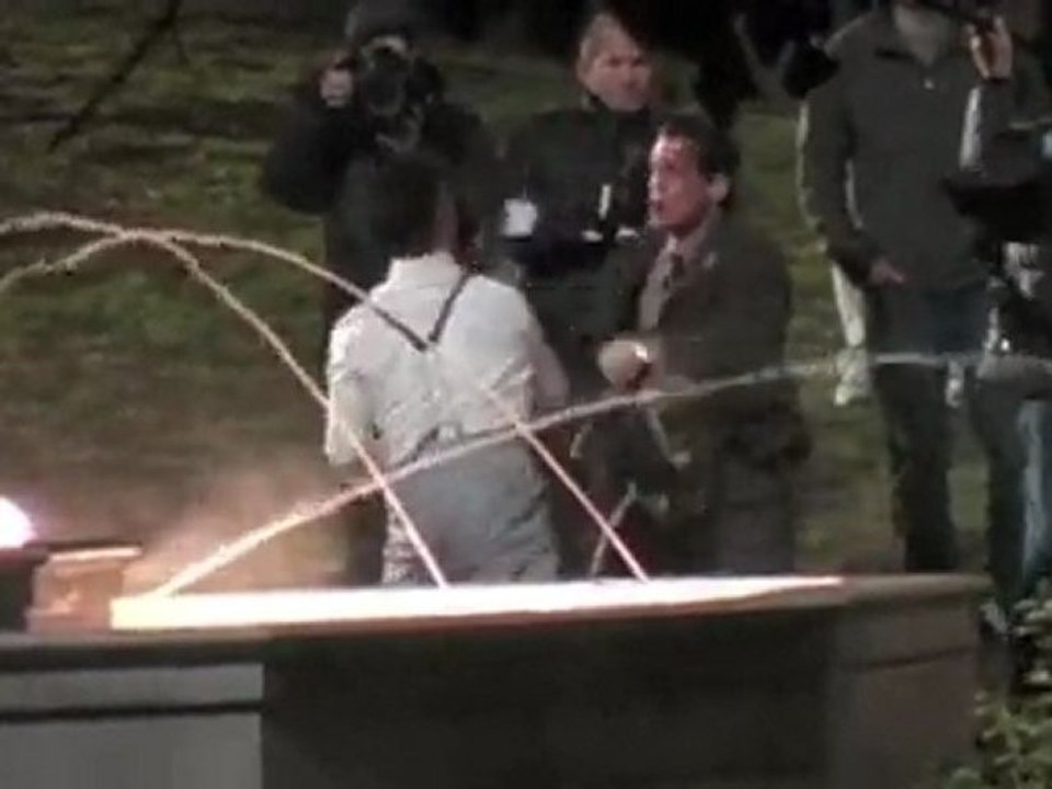 Josh Brolin and Sean Penn Get Bloody on Gangster Squad.