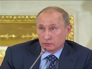 Syrie: Fillon blâme Bachar al-Assad, Poutine veut de la retenue