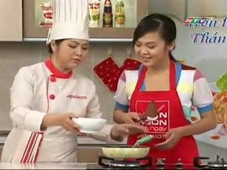 tranchau_Trứng chiên rau củ xốt Mayonnaise