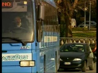 CRISI, BASTA BUS DI DOMENICA