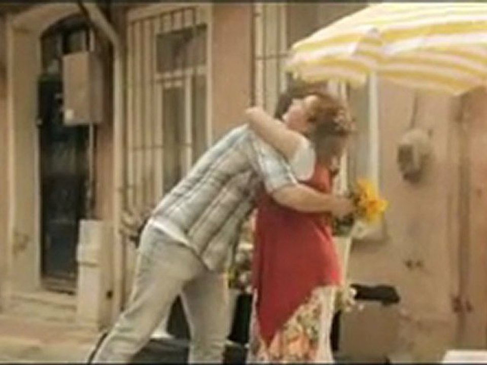 Sadece Arkadaşız (Özgün)