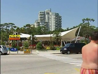 COLPO DA 80 MILA EURO IN HOTEL