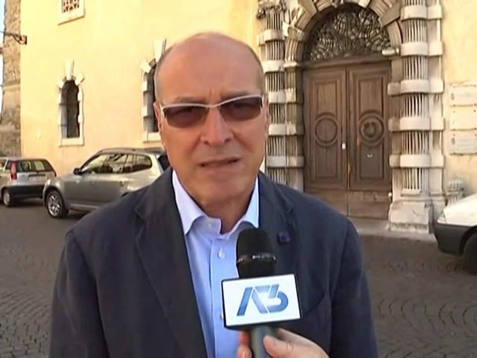 "NON SIAMO LA CASTA"