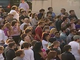 TATI, ADDIO TRA I FIORI LILLA