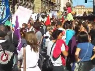 INDIGNADOS: L'UNITA' NON SI SPACCA