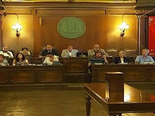 GRILLI: DENUCE ALLA GIUNTA